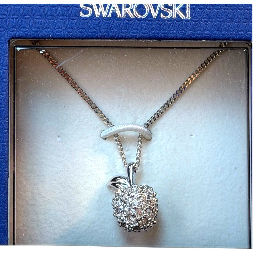 Swarovski Crystal Apple Pendant Necklace Silver Plated Brass Chain New Org Boxed